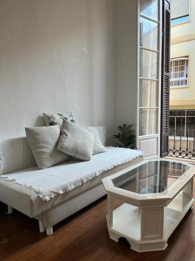 Apartamentos Malaga Centro Екстериор снимка