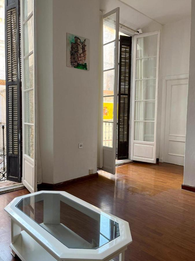 Apartamentos Malaga Centro Екстериор снимка